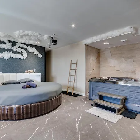 Loft Paradis ~jacuzzi Privatif~ Sejour Daire Vieille-Toulouse