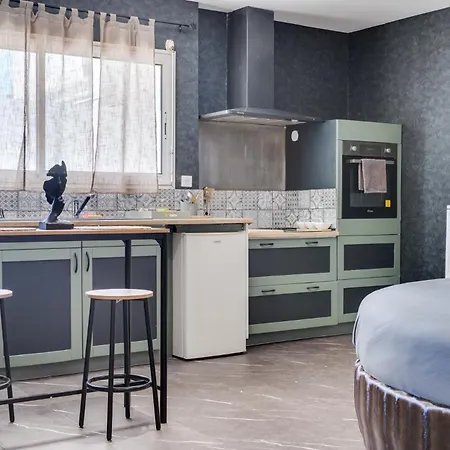 Appartement Paradis Jacuzzi Cinéma *